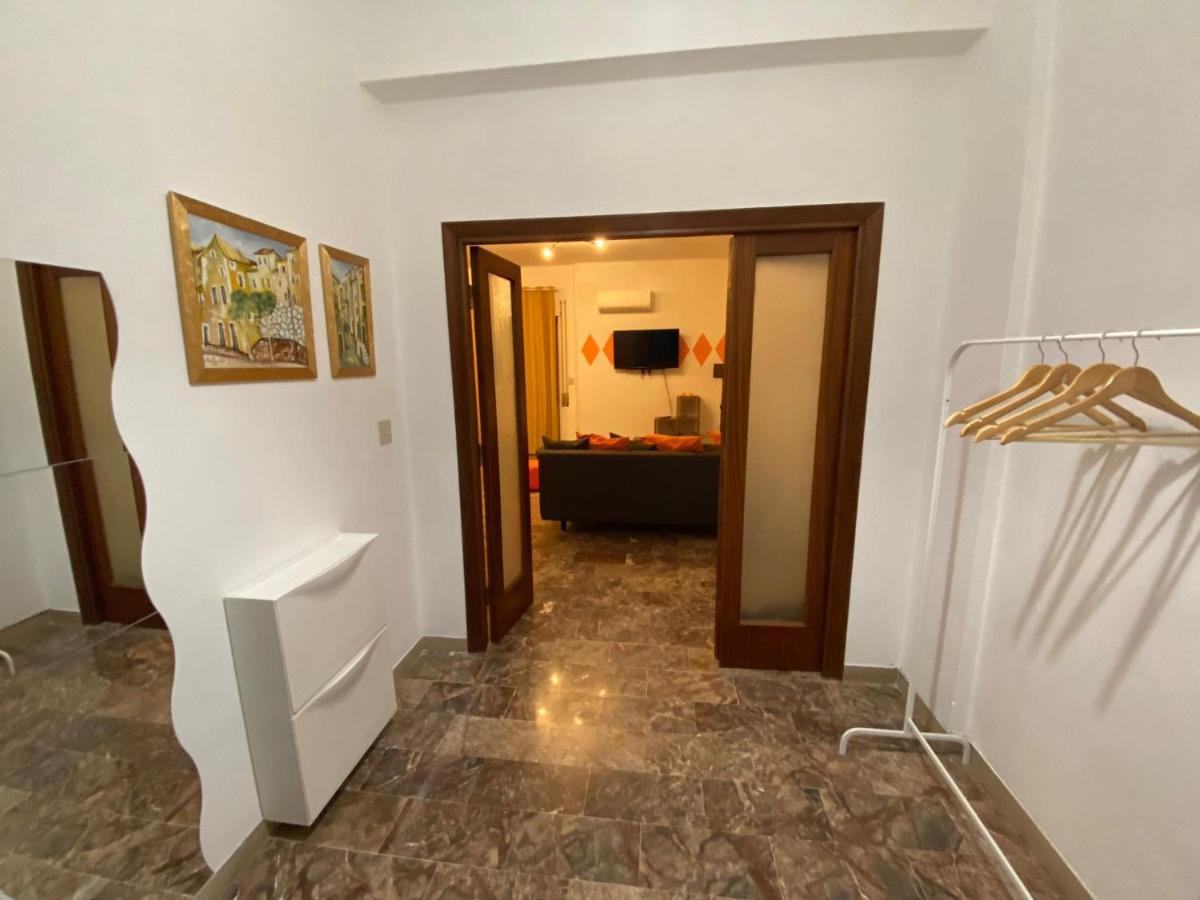 Hotel Ristorante Centosedici Терачина Екстериор снимка