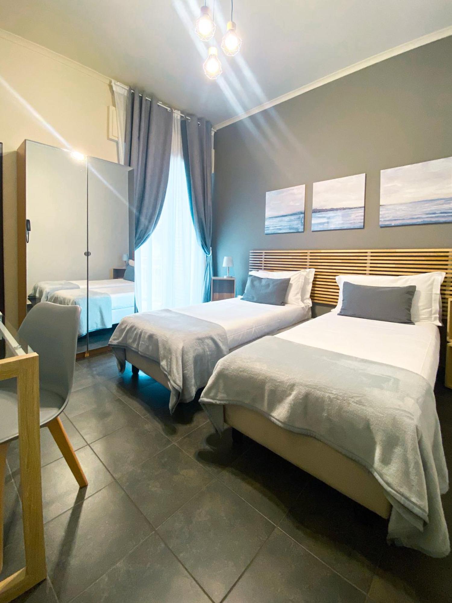 Hotel Ristorante Centosedici Терачина Екстериор снимка